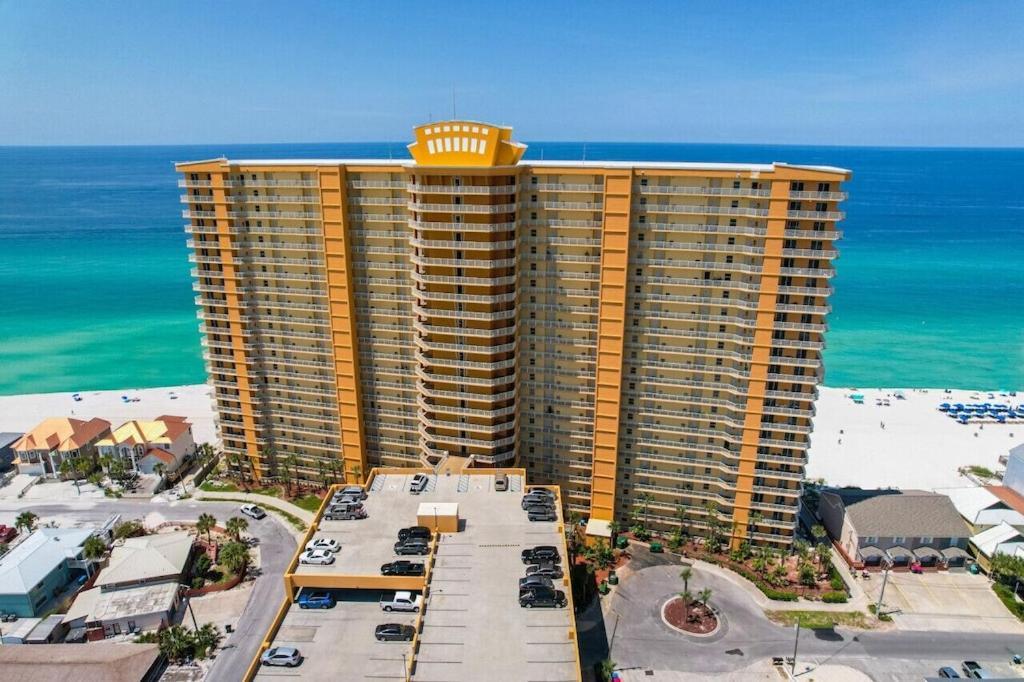 Treasure Island 707 - Gulf Front, Sunset Views, Heated Resort Pool & Hot Tub! Panama City Beach Exterior photo